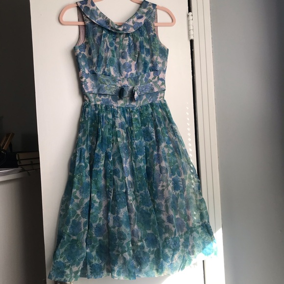 🌸🌼beautiful VINTAGE dress - Picture 2 of 5